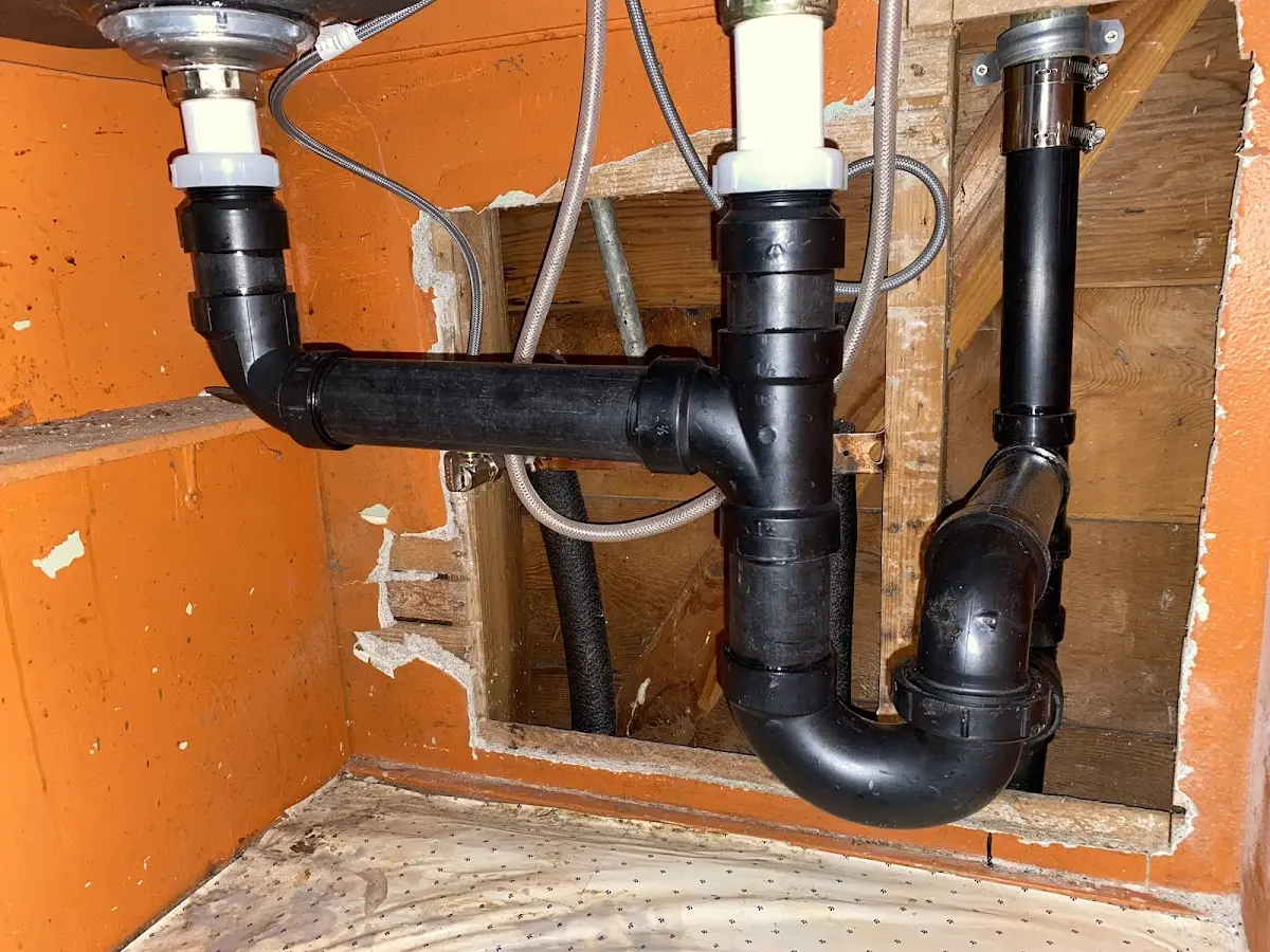 Professional Pipe Bursting equipment and tools on the job in Niagara Falls
